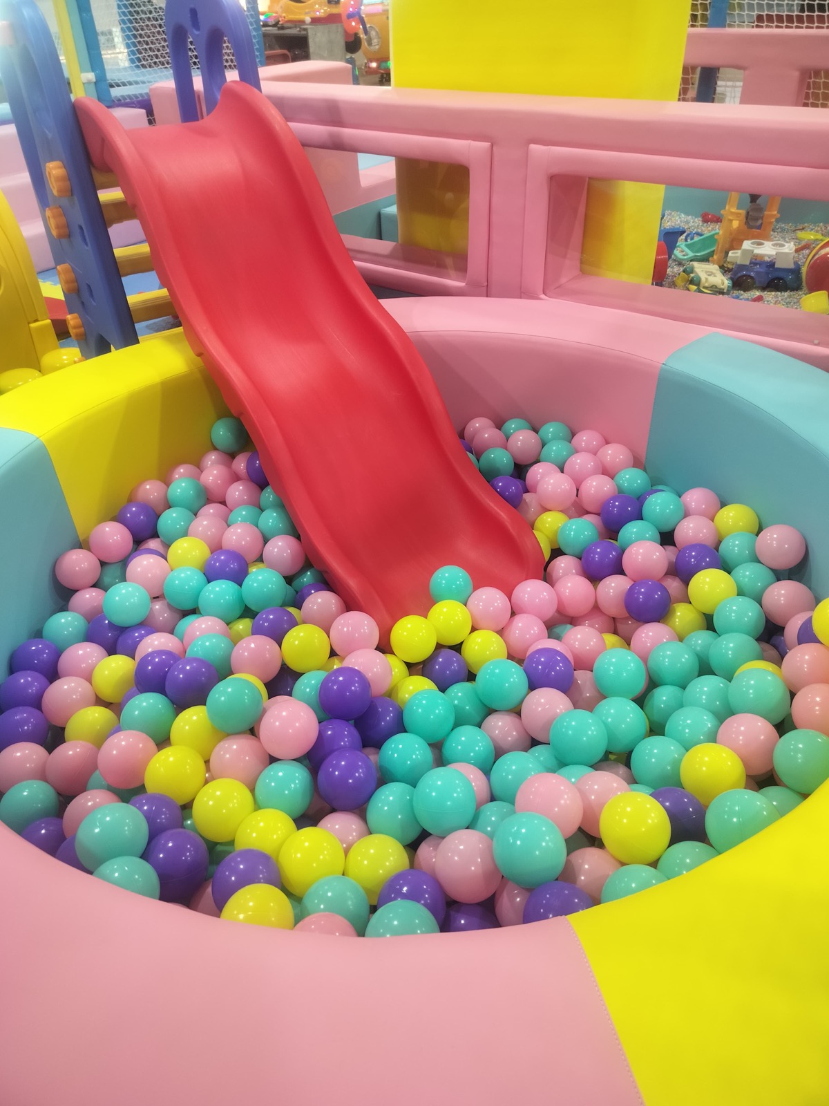 OMR Ball Pool